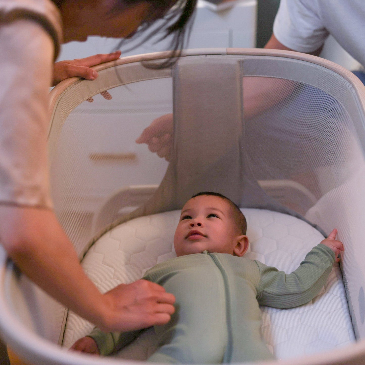 Maxi Cosi Iora 2-In-1 Co-Sleeper